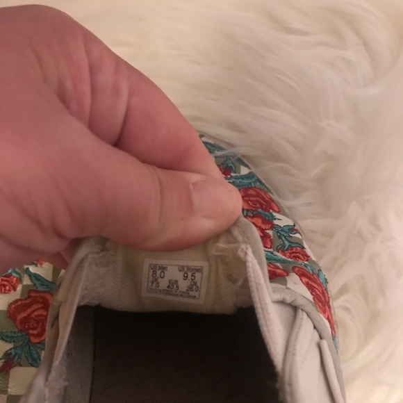 Vans Rose Embroidered Slip On Dx - Picture 13 of 13